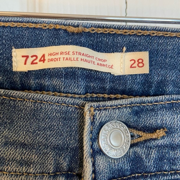 Levi’s High Rise Straight Crop Jeans - Picture 5 of 10
